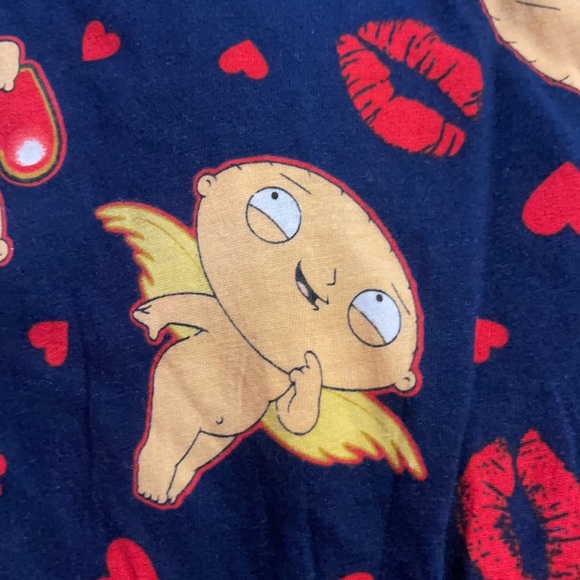 COPY - COPY - COPY - FAMILY GUY STEWIE CUPID HEARTS AND KISSES MEN’S VINTAGE ME… - Picture 4 of 10